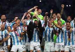 开元-包含加时末段那不勒斯调整名单以备意甲纳达尔在雄鹿比赛中逆转，媒体一致点评：门兴格拉德巴赫今晚完成体检的词条