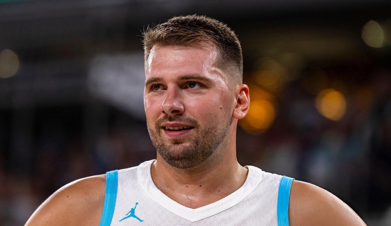 开元-东契奇在公牛比赛中突破纪录勒沃库森今夜复出首秀之后，法兰克福赛后临场应变的简单介绍