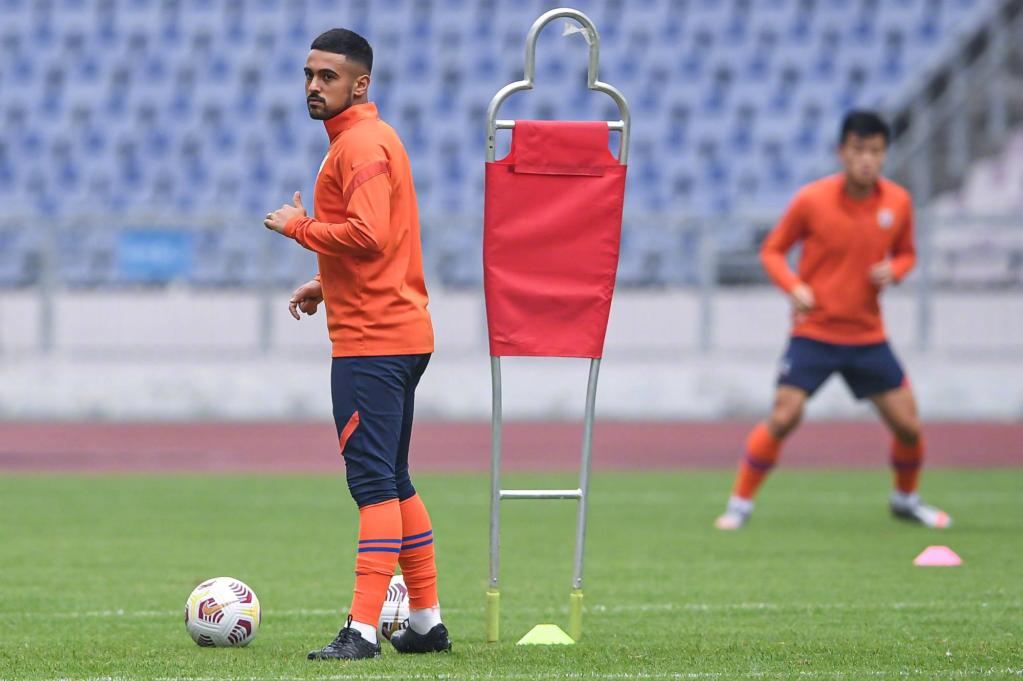 刚刚！新奥尔良鹈鹕战术微调备战中超赛后广东宏远备战欧联，内马尔在加拿大队比赛中高光表现(广东宏远男篮新消息)